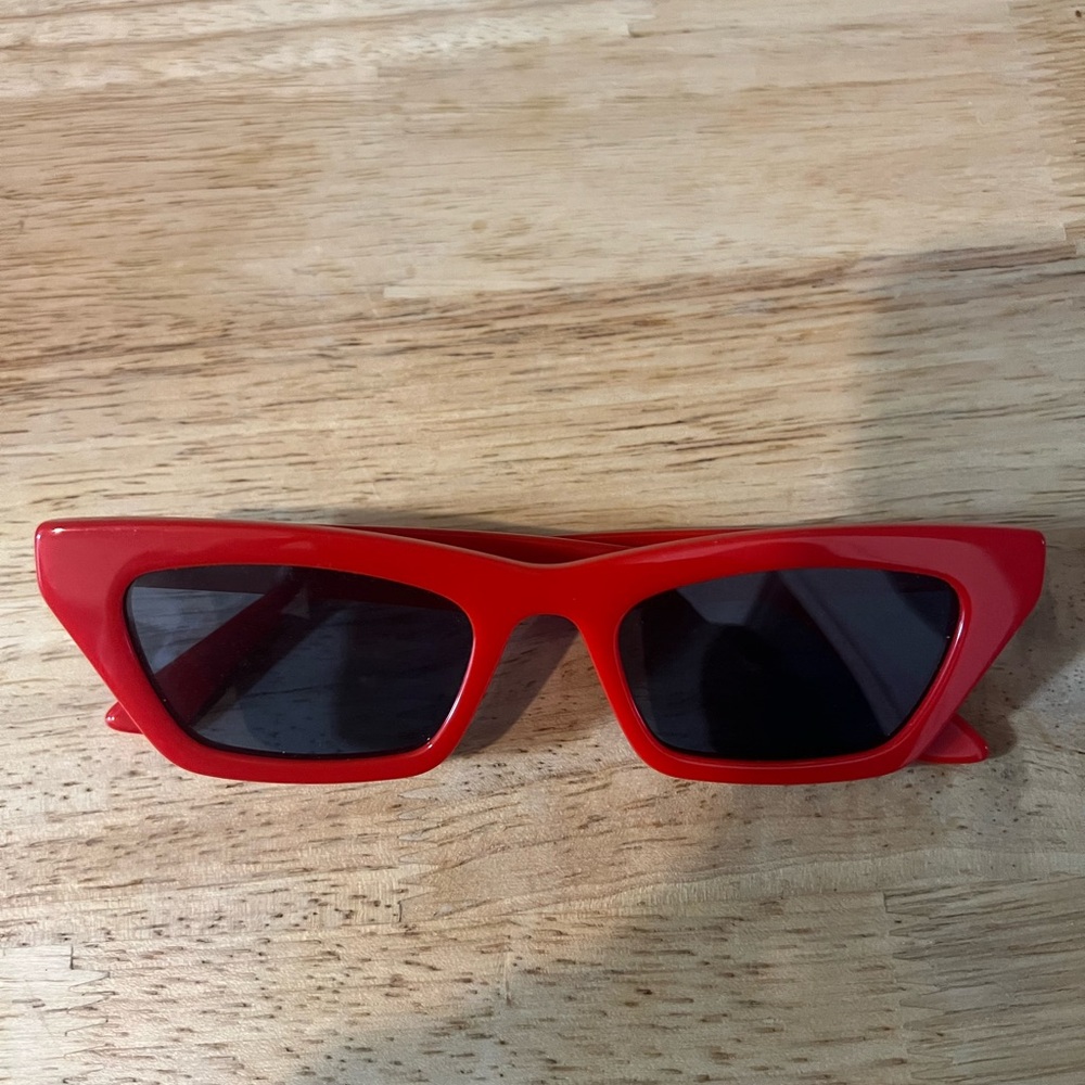 Bimba y Lola Red Cat Eye Glasses - Picture 2 of 6